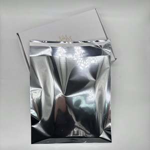 Bolsas de Correo de Poliéster Plateadas Metálicas con Logotipo Personalizado, Bolsas de Envío para Ropa, Bolsas de Correo de Poliéster - Product Image 2