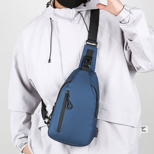 กระเป๋าคาดอกผู้ชายแบบเรียบง่ายใส่ไปยิมเดินทางได้เยอะโลโก้ออกแบบได้ตามต้องการ - Product Image 2