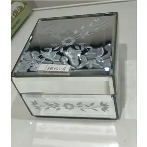 Modern Hot selling Handmade Home Decorations with unique Clear mirror and flower etching Venetian Jewelry box