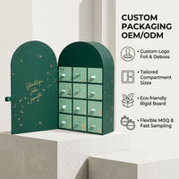 Boîte de calendrier de l'avent pour bijoux personnalisés, emballage en carton rigide à 12 tiroirs pour ensembles cadeaux de colliers et bagues de Noël