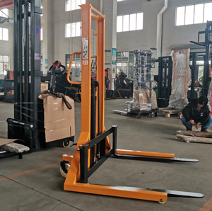 新しい条件マニュアル油圧スタッカーローダーエレベーターワイド脚レストランおよび小売産業向けデザイン - Product Image 5