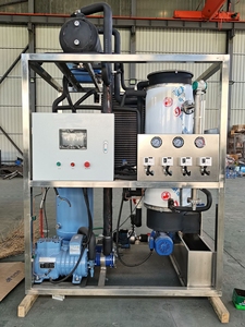 Máquina de Fazer Gelo em Tubo de 500kg 1 Tonelada 10 Toneladas Máquina de Gelo Fabricante de Tubos de 22 28 35 mm Máquina de Gelo em Cubos Uso Comercial - Product Image 2