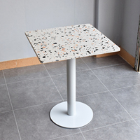 Ensemble de table à manger ronde en terrazzo avec chaises en cuir PU pour l'extérieur, hôtel, restaurant, mobilier