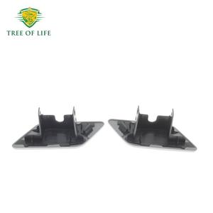 Boquillas de pulverización para lavafaros Ford GV41-13L014-AE RH GV41-13L015-AE LH, de plástico, para parachoques delantero - Product Image 2
