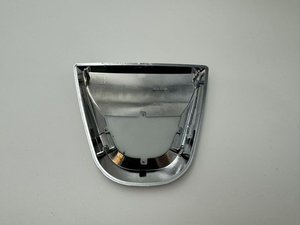 ตราสัญลักษณ์กระจังหน้าโครเมียมสีเงินของดาเซีย สำหรับเปลี่ยนซ่อมแซม - Product Image 2