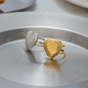 Heart-Shaped Photo Box <b>Ring</b> In 18k Gold And <b>Silver</b> Stainless Steel For Unisex Gift Jewelry - Product Image 2