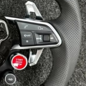<span class=keywords><strong>Prix</strong></span> usine Volant En Cuir Couleur Noire Volant De Voiture pour <span class=keywords><strong>Audi</strong></span> A4 A5 A6 <span class=keywords><strong>R4</strong></span> R5 RS5 RS6 Volant Personnalisé - Product Image 5