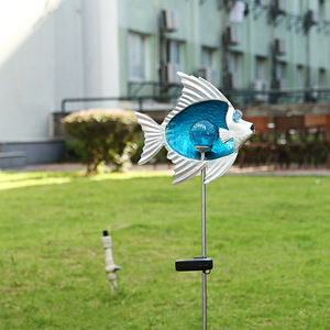 โคมไฟ LED สีฟ้าอ่อนประดับสวนกลางแจ้ง รุ่น Solar Shell Pearl กันน้ำ พร้อมเสาปัก - Product Image 2