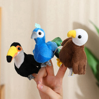 Mini marionnettes de doigt et marionnettes à main en peluche sur le thème des animaux marins mignons, jouets en peluche, marionnettes à main Paons et Perruches, poupées de chiffon