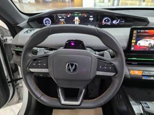 Changan UNI-V 1.5T 2022, navigation intelligente, conduite à gauche, <span class=keywords><strong>voiture</strong></span> d'<span class=keywords><strong>occasion</strong></span> avec <span class=keywords><strong>9000</strong></span> kilomètres, apparence blanche - Product Image 5