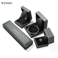 WIEMEI cuir de qualité supérieure nouveau style anneau collier bijoux emballage solide en gros logo personnalisé LED boîte de collier