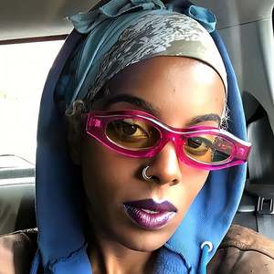 Gafas de Sol Vintage 2025 con Logotipo Personalizado, Color Jelly, Montura Pequeña, Protección UV400, Estilo Y2K, Ojo de Gato, para Hombre y Mujer - Product Image 3