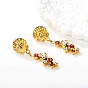 Pendientes geométricos de acero inoxidable de dos tonos dorados para mujer, elegantes y de alta gama, chapados en oro de 18k, estilo europeo americano. - Product Image 4