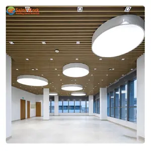 एल्यूमिनियम यू आकार बाफ़ल स्ट्रिप सीलिंग पैनल आधुनिक हॉल कॉरिडोर कार्यालय पॉप आधुनिक निलंबित धातु स्लैट झूठी छत डिजाइन