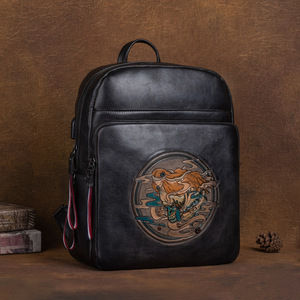 Westal main sculpté <span class=keywords><strong>sac</strong></span> <span class=keywords><strong>à</strong></span> <span class=keywords><strong>dos</strong></span> grande capacité de peau de vache en cuir <span class=keywords><strong>vintage</strong></span> ordinateur portable <span class=keywords><strong>sac</strong></span> <span class=keywords><strong>à</strong></span> <span class=keywords><strong>dos</strong></span> véritable <span class=keywords><strong>sac</strong></span> <span class=keywords><strong>à</strong></span> <span class=keywords><strong>dos</strong></span> en cuir <span class=keywords><strong>femme</strong></span> - Product Image 6