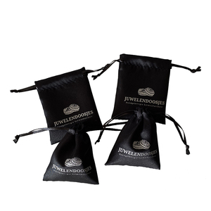 Biểu Tượng Tùy Chỉnh 7X9Cm Màu Đen <span class=keywords><strong>Satin</strong></span> Dây Kéo Vòng Đeo Tay Túi Lụa Túi Cho Bông Tai Cho Quà Tặng - Product Image 1