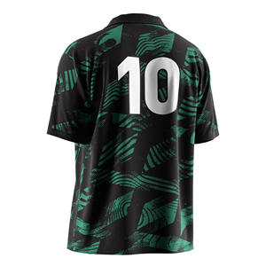 Camiseta de fútbol con cuello de polo y cuello en V, tela de secado rápido y paneles de gestión de la humedad para juegos competitivos y campos de entrenamiento - Product Image 6