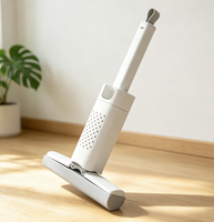 Serpillère compacte et portable avec système d'essorage manuel, mini serpillère pour le nettoyage des sols, des carreaux, des tables et des comptoirs domestiques