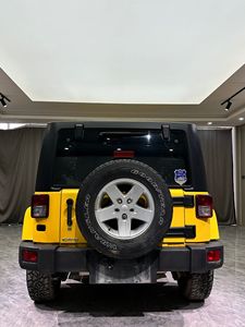 Apparence jaune de voiture <span class=keywords><strong>Jeep</strong></span> diesel d'<span class=keywords><strong>occasion</strong></span> avec panneau de toit amovible - Product Image 6