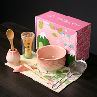 Ensemble de cérémonie du matcha japonais avec motif dégradé rose Sakura, fouet en bambou 4-8 pièces, bol à matcha en porcelaine avec bec verseur