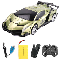 Coche Robot de Juguete Transformable a Escala 1:10 con Control Remoto de 2.4G