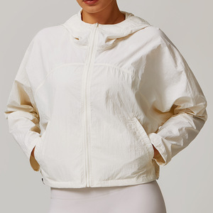 Vêtements d'entraînement pour femmes personnalisé hiver Fitness Sports course à pied <span class=keywords><strong>randonnée</strong></span> veste coupe-vent - Product Image 3