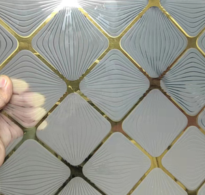 แก้วตกแต่งสีทึบกันน้ำสีทองกรดไททาเนียมสำหรับ<span class=keywords><strong>ห้อง</strong></span>ครัวและห้องนั่งเล่นสำหรับผ้าม่าน<span class=keywords><strong>ผนัง</strong></span>และโรงแรมราคาโรงงาน - Product Image 4