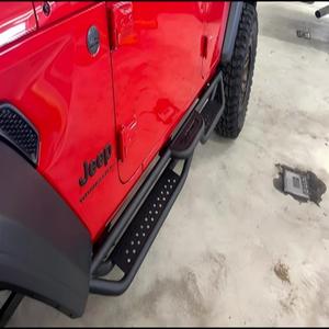 Estribos Laterales Estilo OEM para Jeep Wrangler JK JL 4 Puertas Gladiator JT Rubicon Sahara Pickup en Stock con Descuento - Product Image 4
