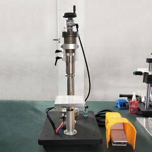 Machine de sertissage manuelle de table pour flacons de parfum, machine de pressage pour col de flacon de parfum - Product Image 2