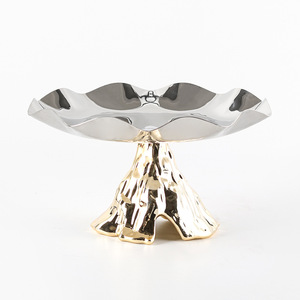 Silberne Bergskulptur Obstschale Dekorative Lebensmittelaufbewahrung Harz-Kunsthandwerk Ornament für Heimdekoration Küchendekoration Geschenke - Product Image 3