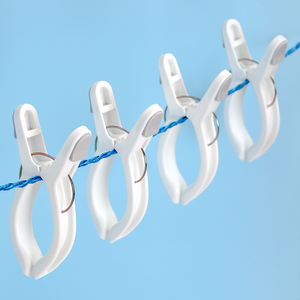 Di alta qualità di grandi dimensioni in plastica resistente appendiabiti fermacravatte fermacravatte - Product Image 1