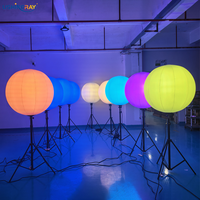 Tour de lumière LED gonflable portable polyvalente 100W/200W RGB IP54 avec trépied et rotation à 360° pour événements de bureau et paysagisme