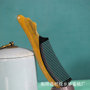 Sandalwood <b>Comb</b> YH150 Small Wooden Massage <b>Comb</b> For Women Children Adults Home Use Hengyang County Origin - Product Image 3
