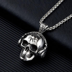 Collar de auriculares para <span class=keywords><strong>escuchar</strong></span> Calavera, joyería de acero inoxidable, collar con colgante de calavera de acero de titanio, venta al por mayor - Product Image 1