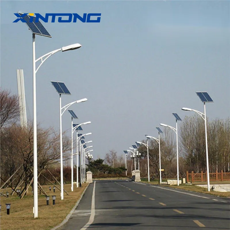 XINTONG Lâmpada solar LED para exterior poste luz de rua LED solar com painel solar e bateria