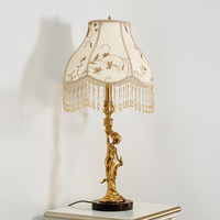 Lampe de table en laiton antique doré de style américain Jewellerytop Godness Decor pour hôtel, salon, chambre à coucher