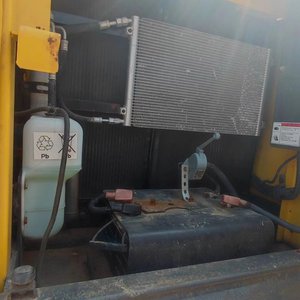 Excavadora Kobelco SK 250 de Segunda Mano, Original de Japón, 25 Toneladas de Peso Operativo, con Motor, Caja de Cambios, Rodamientos y Componentes Principales - Product Image 5