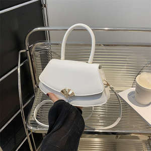 Bolso de mano moderno, bolso de mujer a la moda con cadena, bolso bandolera para mujer a bajo precio - Product Image 2