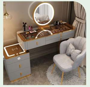 Coiffeuse de chambre à coucher de style nordique de luxe Éclairage <span class=keywords><strong>LED</strong></span> intelligent Chargement <span class=keywords><strong>sans</strong></span> <span class=keywords><strong>fil</strong></span> Miroir éclairé à panneau de marbre MDF solide - Product Image 1