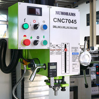 Machine de perçage et de fraisage CNC CNC7045 1,5 kW avec système de refroidissement, capacité de perçage de 45 mm pour le travail des métaux