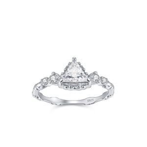 Anello Triangolare in Argento Sterling 925 con Diamante Mosang, Stile Retrò di Lusso, Design di Nicchia alla Moda per Dito Indice - Product Image 1