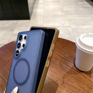 Funda mate transparente de lujo <span class=keywords><strong>para</strong></span> Samsung Galaxy S25 S24 <span class=keywords><strong>Ultra</strong></span> S23 <span class=keywords><strong>S22</strong></span> Plus, funda ultradelgada de acrílico duro magnético a prueba de golpes - Product Image 4