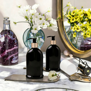 Luxe op maat gemaakte logo 500ml PET zwarte plastic shampoo verpakkingen met platte pomp voor shampoo, essentiële olie, gezichtscrème en vlekkenverwijderaar - Product Image 1