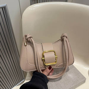 Sac tendance d'été pour femme, style coréen vintage, en forme de selle, en gelée transparente, avec fermeture éclair, pour la plage, vente en gros - Product Image 5