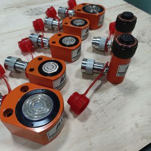 Promotion : Cric pneumatique ultra-plat RSM Série 20 tonnes en acier inoxydable, simple action, 12 mm, ultra-mince, à profil bas - Product Image 1