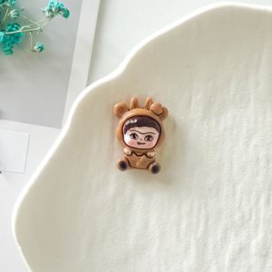 Dibujos animados DIY resina manualidades accesorios hechos a mano crema pegamento teléfono caso zapato hebilla taza de agua sentado postura Niño para personalizado - Product Image 6