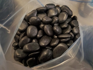 <span class=keywords><strong>Ciottoli</strong></span> Ovali Neri Naturali Lucidati Non Tossici <span class=keywords><strong>per</strong></span> <span class=keywords><strong>Pavimentazione</strong></span> <span class=keywords><strong>Esterna</strong></span> di Giardini e Piscine - Product Image 4