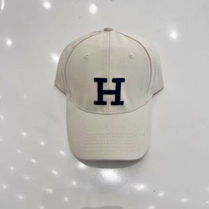 Wholesale 100% Polyester <b>Plain</b> <b>Baseball</b> <b>Cap</b> Custom Logo Sports <b>Caps</b> Korean Style Fashion Hat <b>Baseball</b> <b>Cap</b> Embroidery - Product Image 2