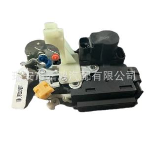 แม็กซัส จี 100 ตัวล็อคประตูหน้า L เหล็กใหม่สำหรับเปลี่ยนซ่อม - Product Image 1