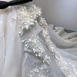 Vestidos de Novia Extravagantes y Elegantes con Flores 3D, Vestidos de Novia de Gala Wm70 - Product Image 3